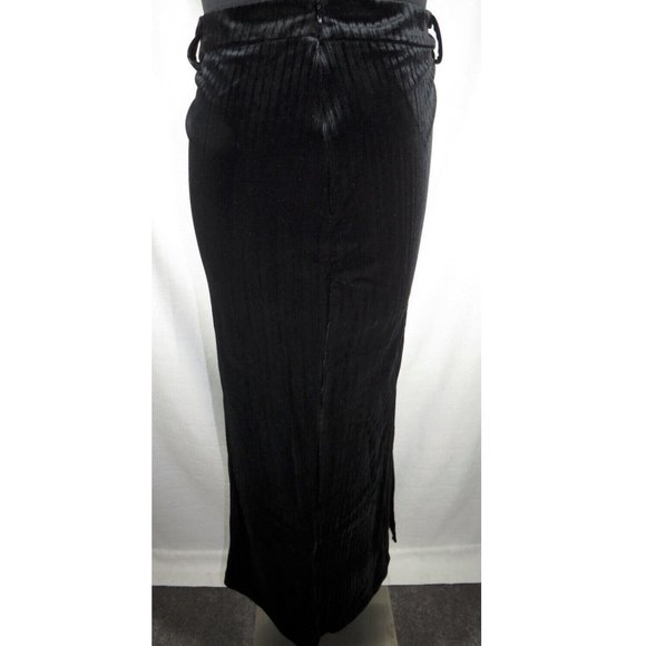 Shein Sexy Black Velvet Front Split Maxi Skirt Plus Size 3X - Picture 6 of 8